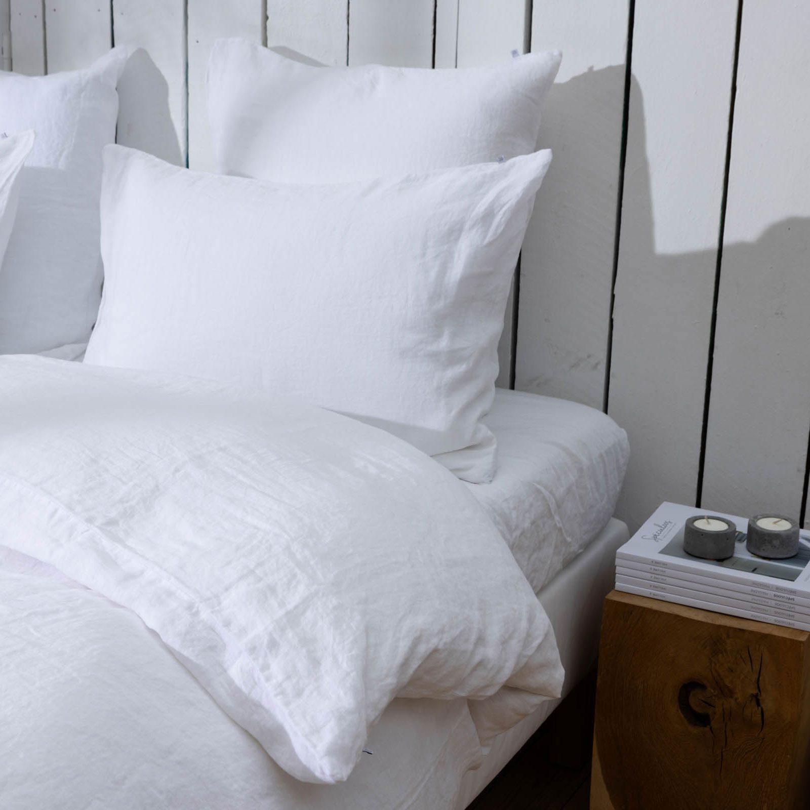 stone-washed-linen-duvet-cover-snow-white-3