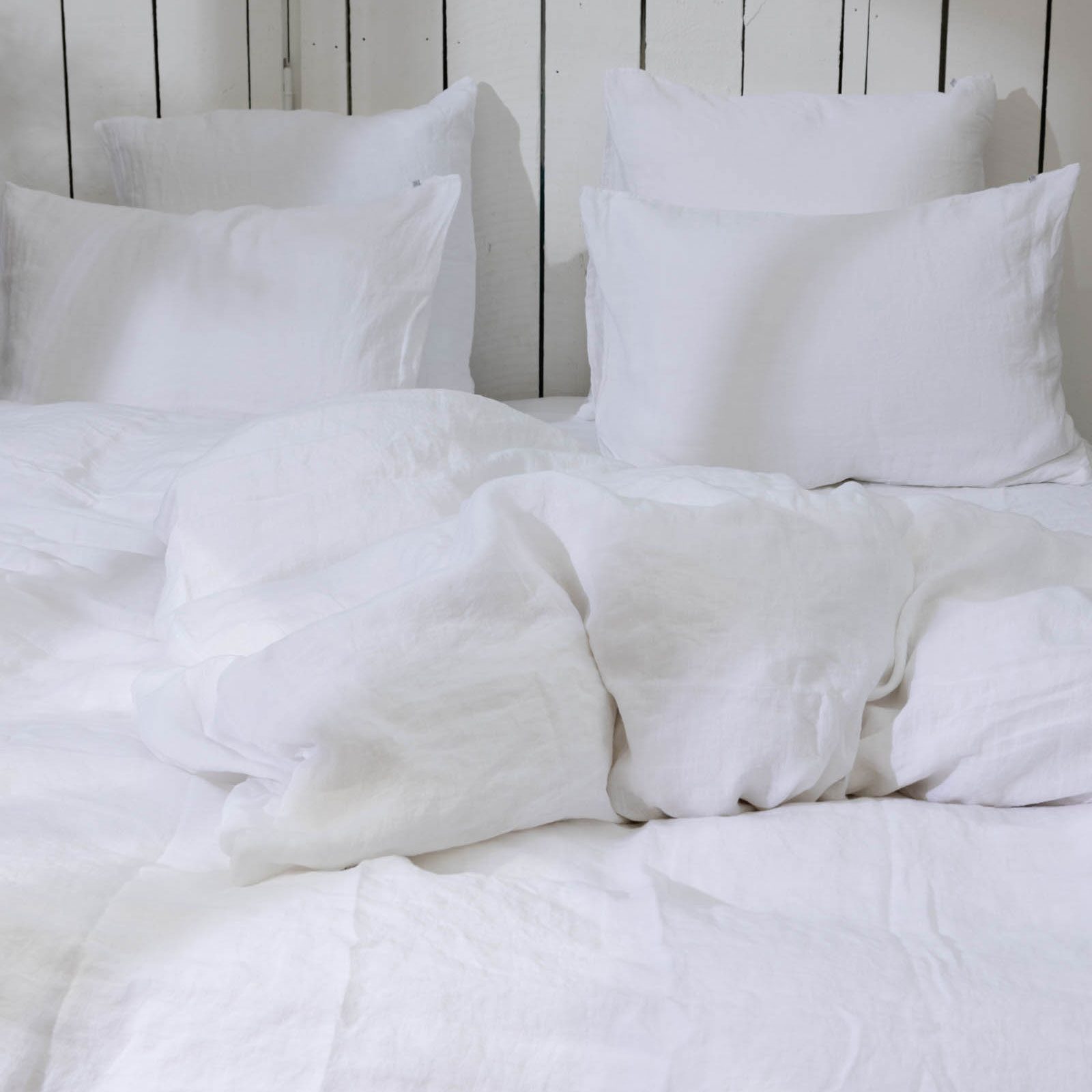 stone-washed-linen-duvet-cover-snow-white-4